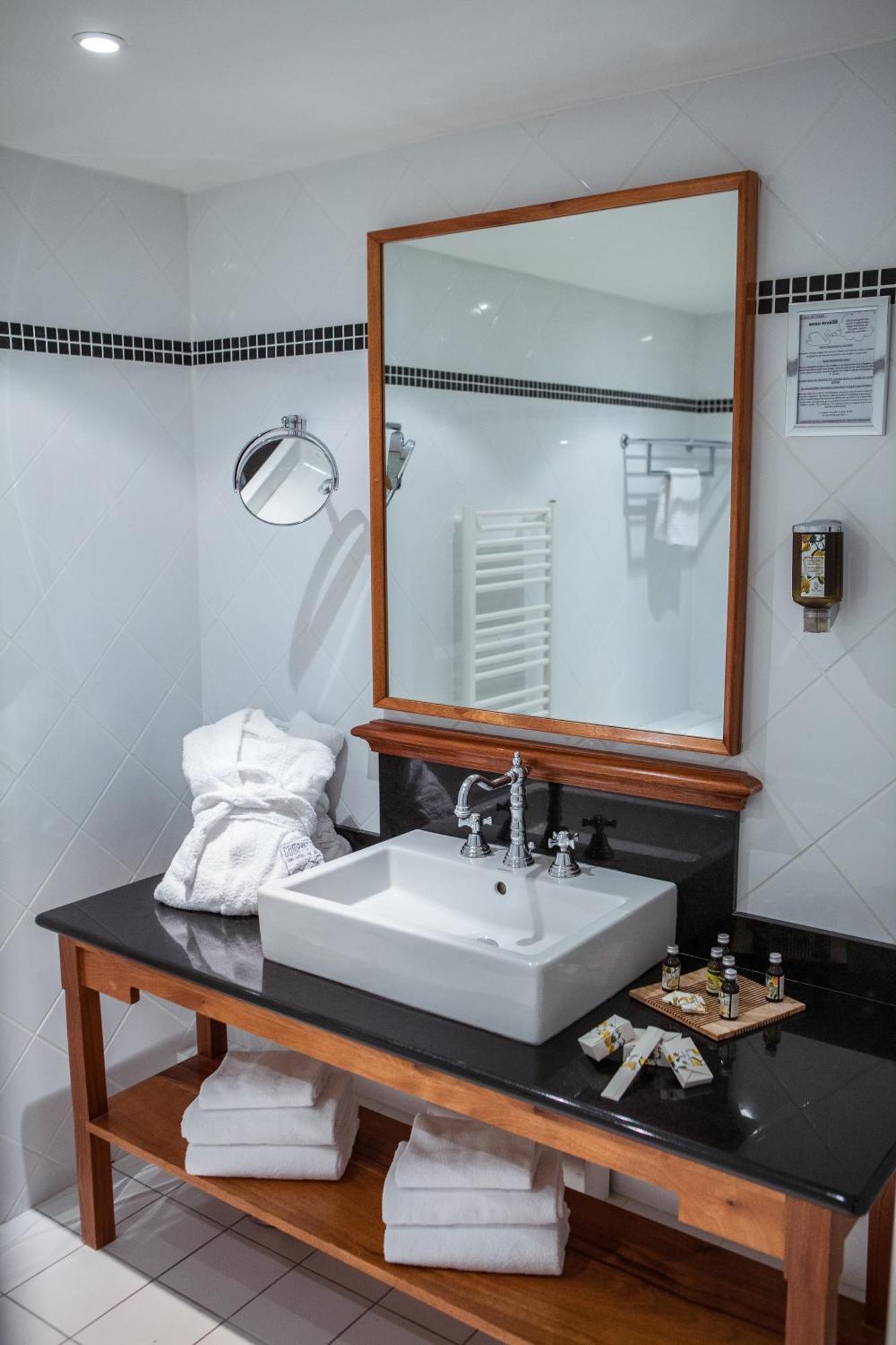 Hotel Beau Rivage Жерарме Екстер'єр фото